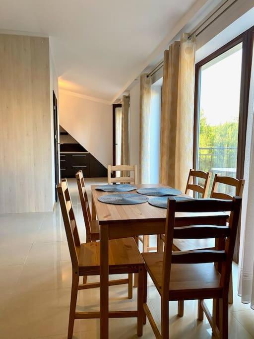 Apartamento Piekny Apartament Z Widokiem Na Jezioro Niegocin Giżycko Exterior foto